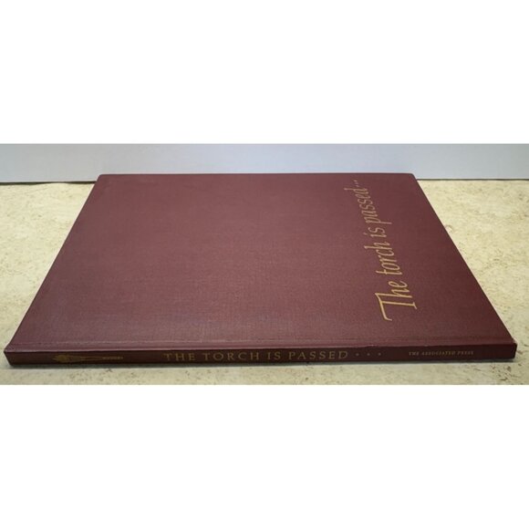 The Torch Is Passed 1963 JFK Associated Press Story Of The Death Of A President - Picture 12 of 12